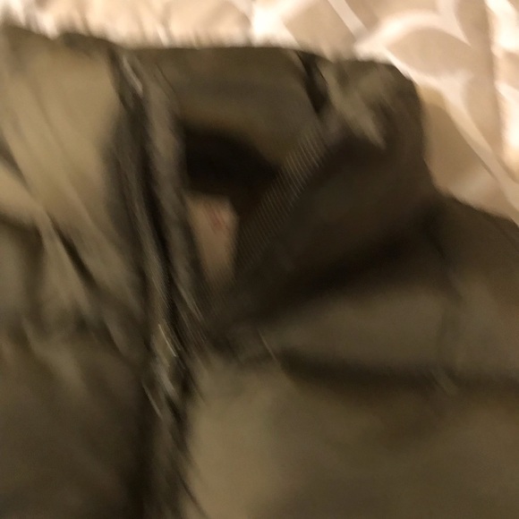 Junior's Sage Puffer Vest Small - Picture 3 of 7